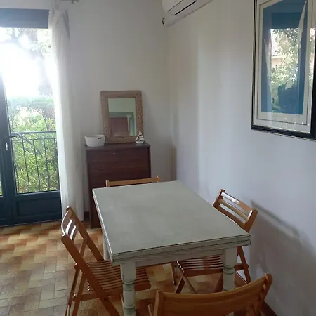 Ground Floor 2 St-raphael Saint-Raphaël